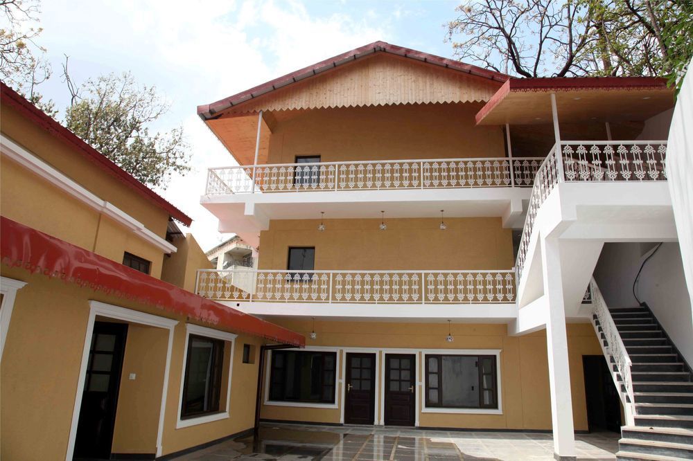 Treebo Trend Royal Mansion Hotel Mussoorie Exterior photo