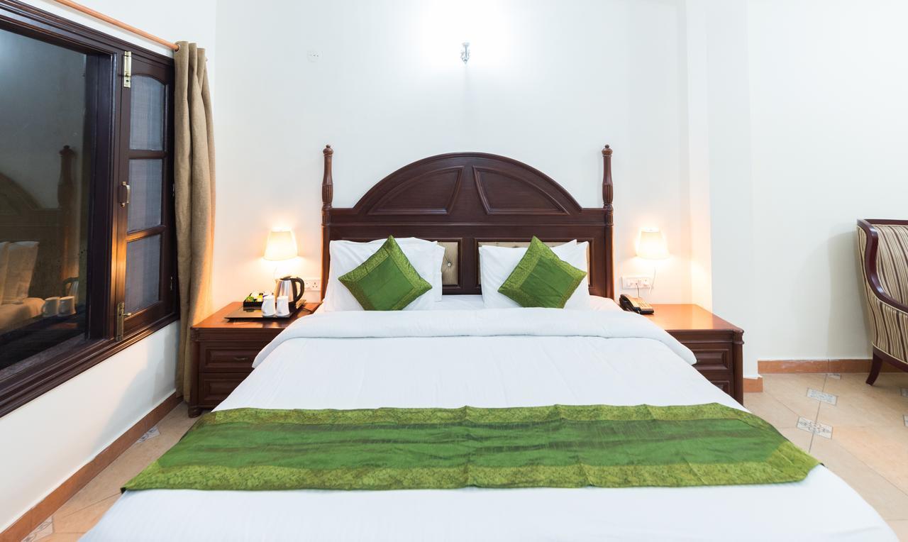 Treebo Trend Royal Mansion Hotel Mussoorie Exterior photo