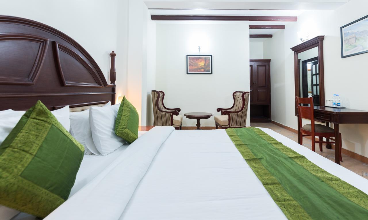Treebo Trend Royal Mansion Hotel Mussoorie Exterior photo
